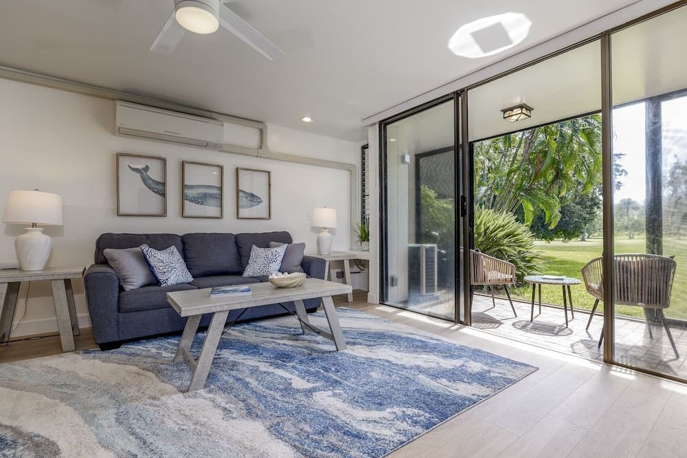 Kuic146w 1 Bedroom Condo by RedAwning