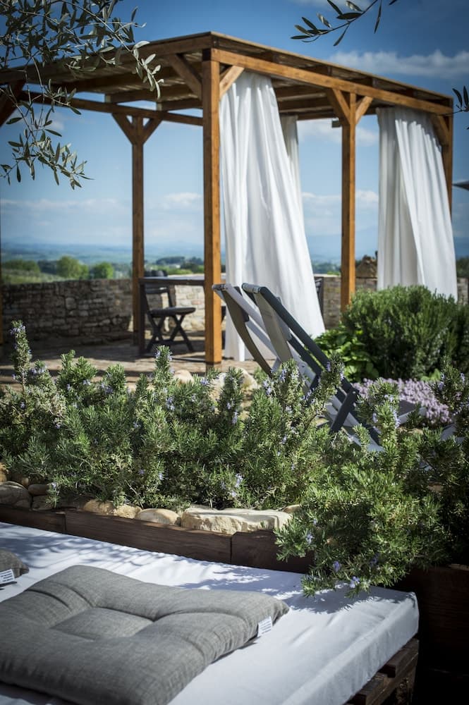 PALAZZO DEL PAPA COUNTRY SUITES