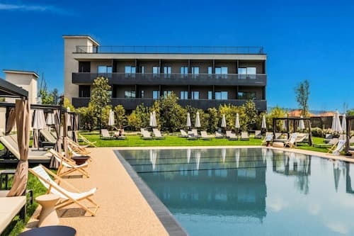 Como Hills Hotel