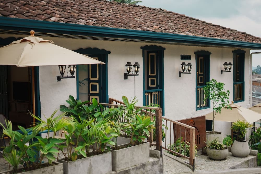 Konaklama yerinin ön cephesi