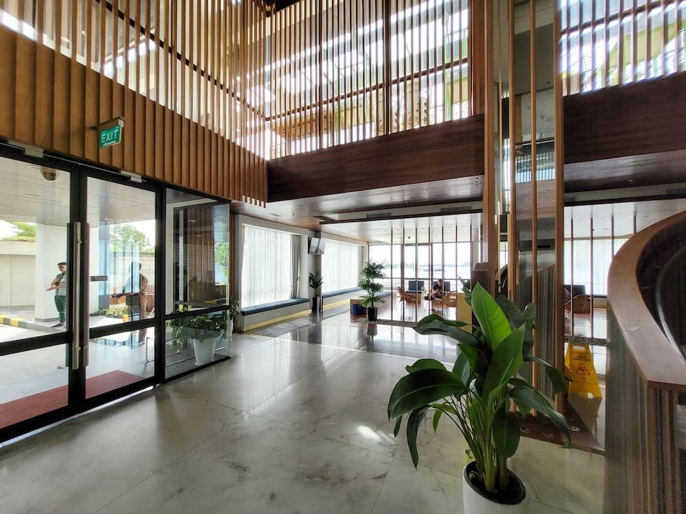 Lobi dinlenme salonu