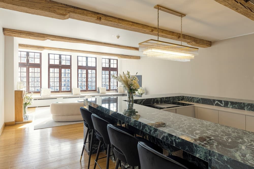 Luxury Grand-Place Flat