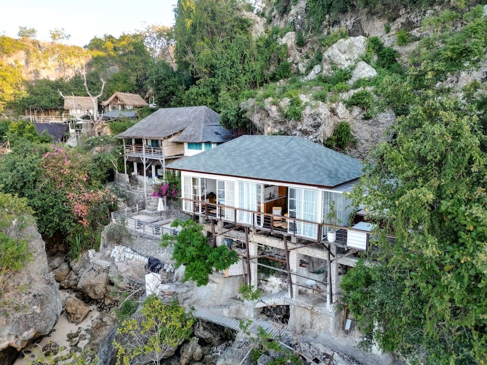 Santai by The Korowai Uluwatu