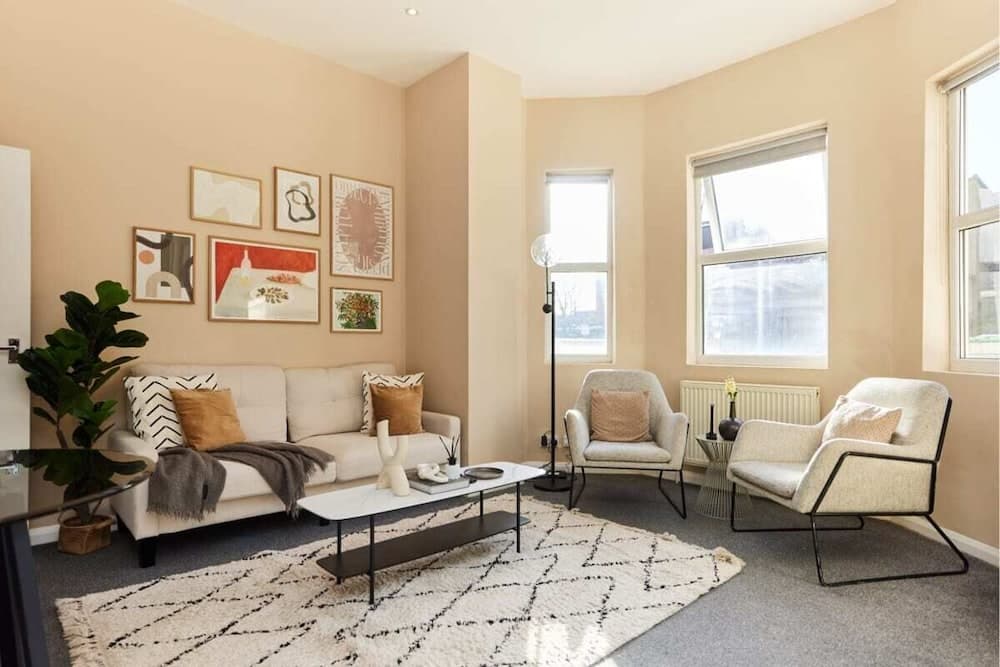 The Crystal Palace Crib - Lovely 1bdr Flat