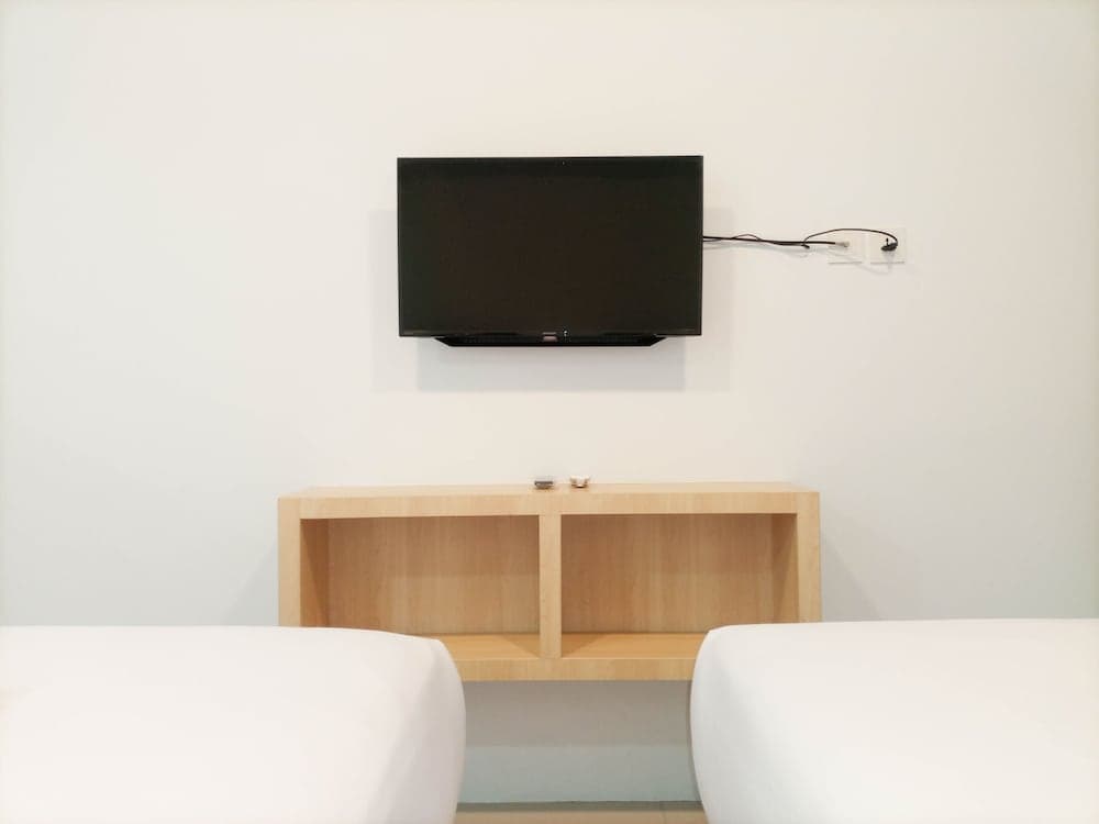 Brand New Studio At De Prima Apartment