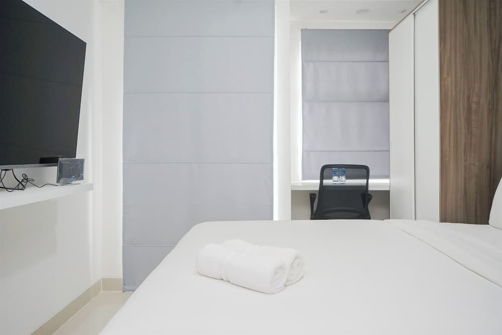 Modern Studio With Cozy Design Serpong Garden Apartment