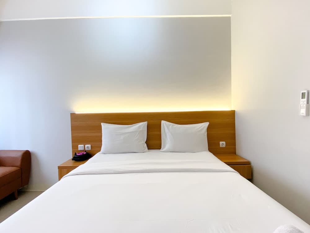 Homey And Best Deal Studio At Apartment Transpark Juanda Bekasi Timur