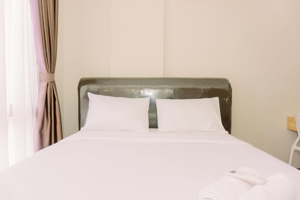 Homey And Modern Look 1Br At Asatti Apartment