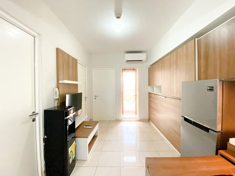 Homey And Nice 3Br At Springlake Summarecon Bekasi Apartment