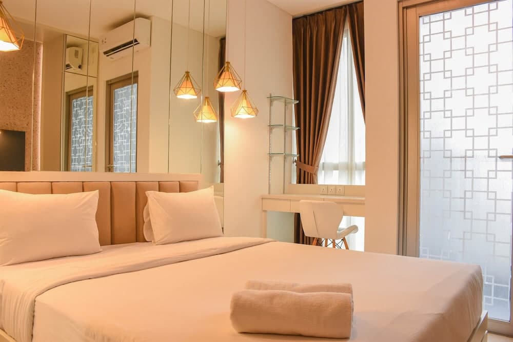 Fancy And Nice Studio At Ciputra World 2 Apartment