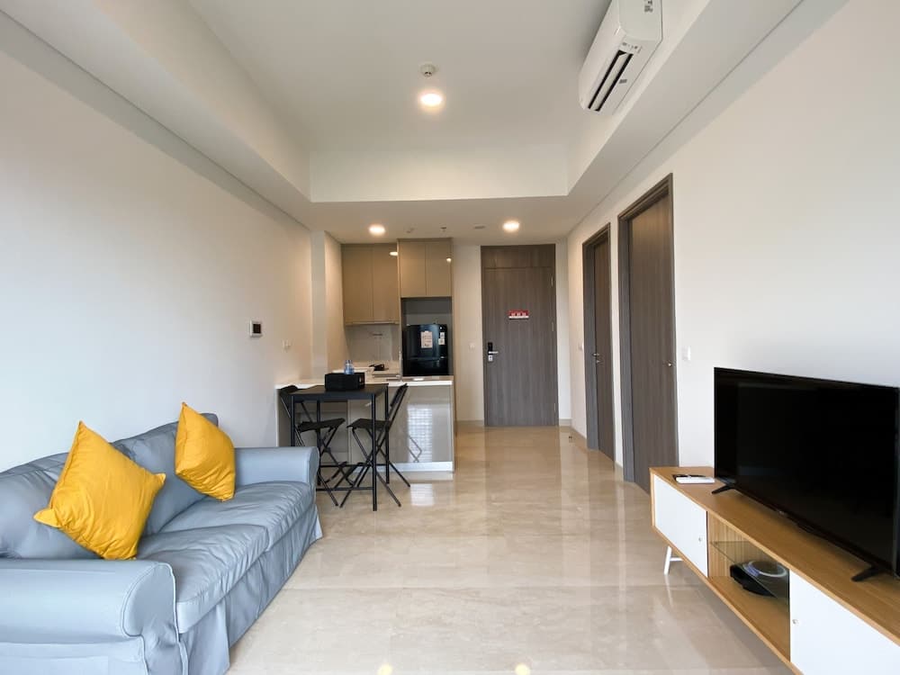 Elegant And Comfortable 1Br Apartment Arumaya Residence