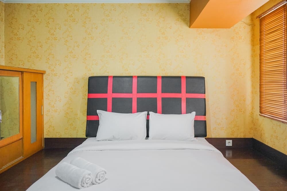 Simple And Minimalist Studio Apartment At Great Western Resort