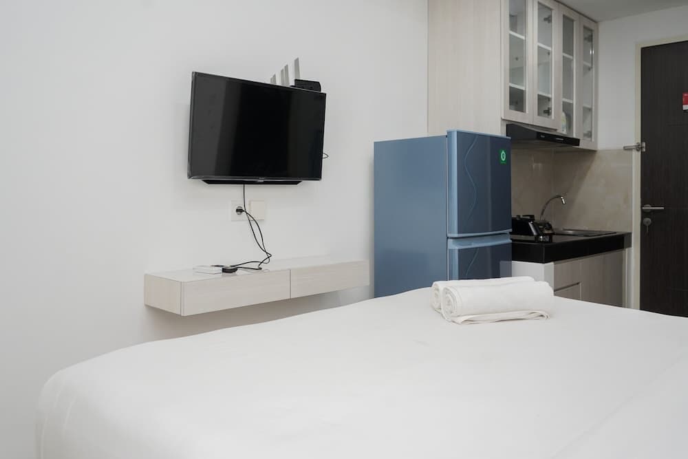 Comfort And Simply Studio Room At Serpong Garden Apartment