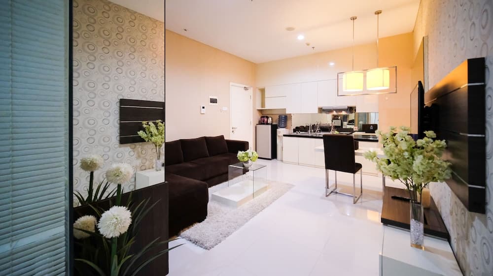 Best Location And Tidy 2Br Apartment At Trillium Residence