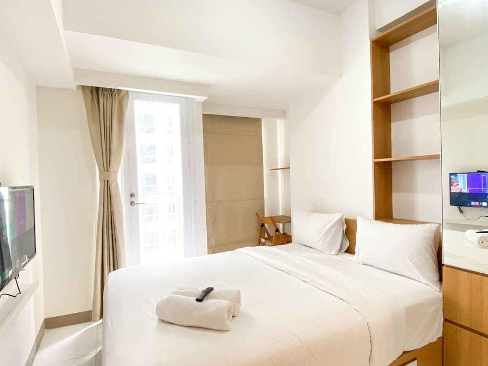 Homey And Restful Studio Room Tokyo Riverside Pik 2 Apartment