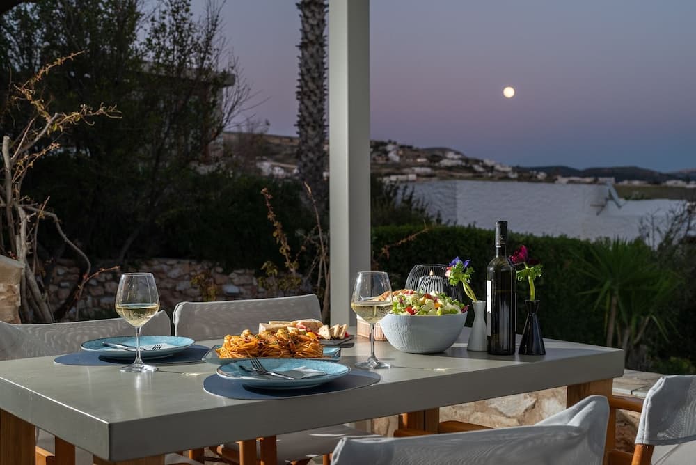 Plaj/okyanus manzarası