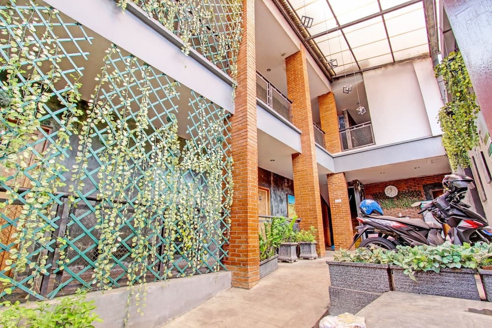 OYO 93607 Penak Malioboro Bunk Bed