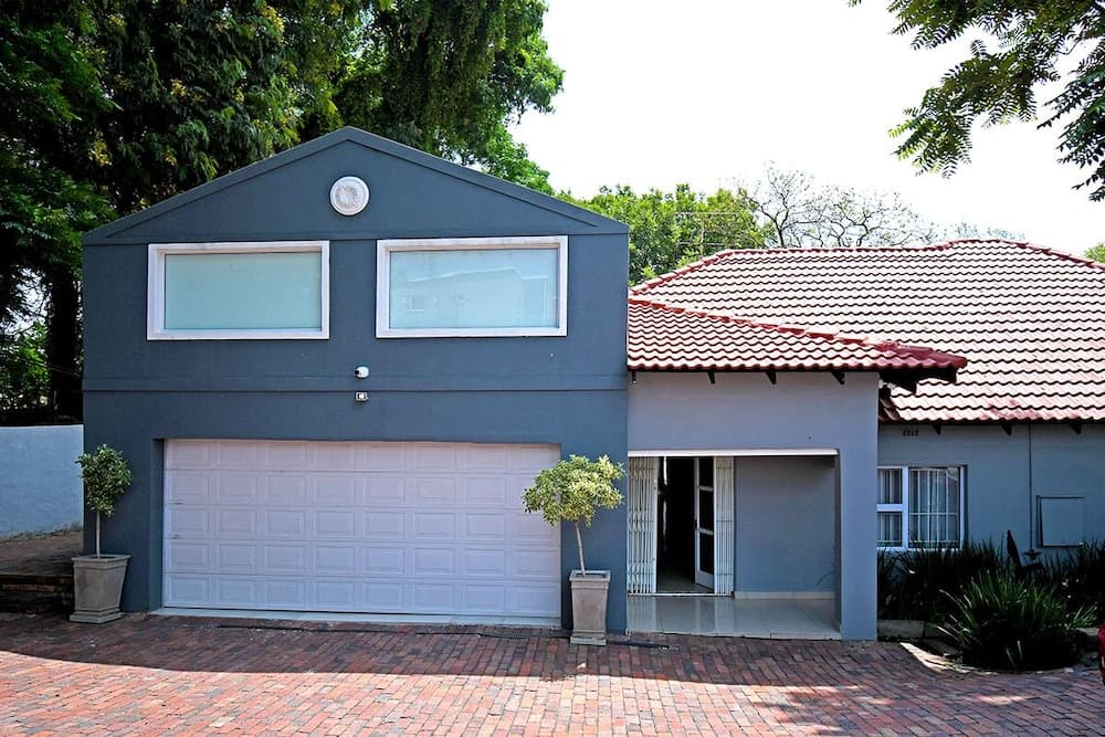 Zwelakho Luxury  furnished apartments