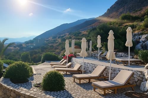 Villa - Sleeps 10 - Pool - Garden - Parking