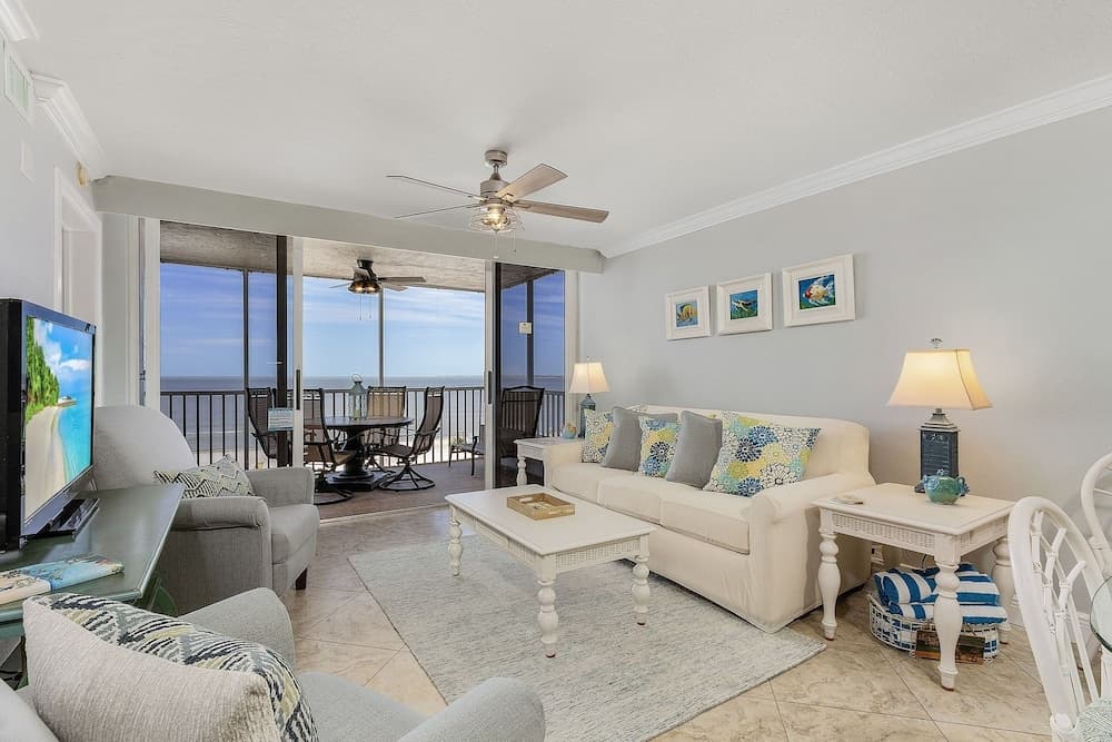 Beach Villas # 304 - Bogo24 2 Bedroom Condo by RedAwning