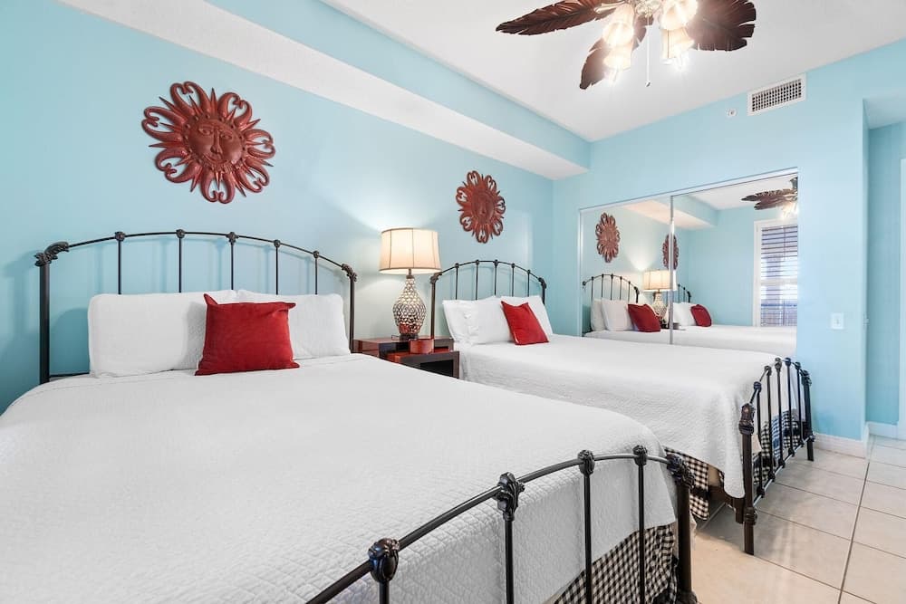 Beach Colony East 11C