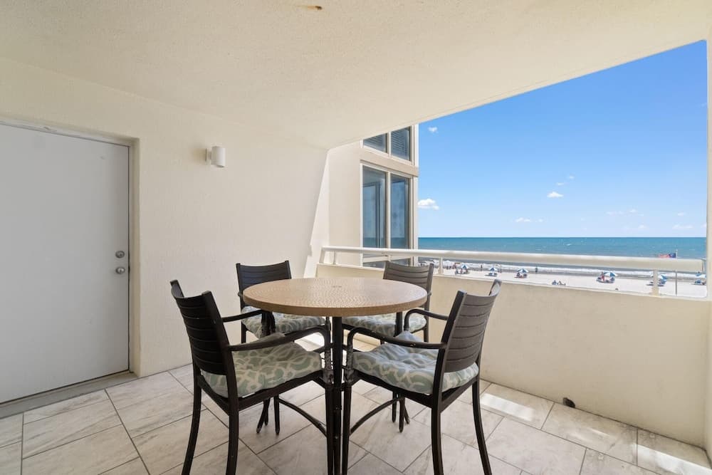 Açık havada yemek servisi