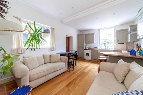 Cosy and Spacious Home