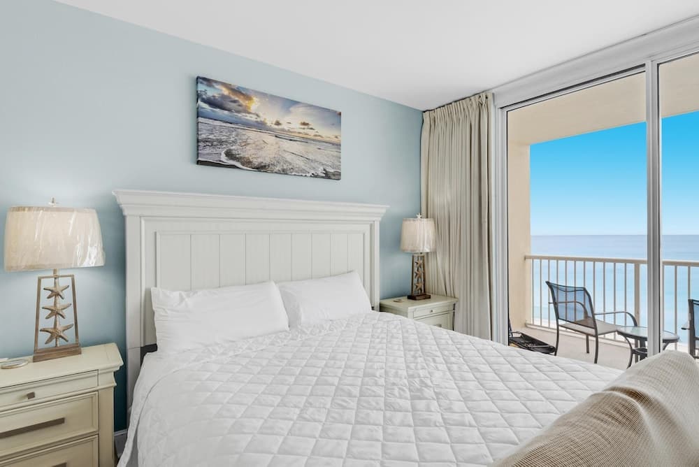 Majestic Beach Towers 1-609