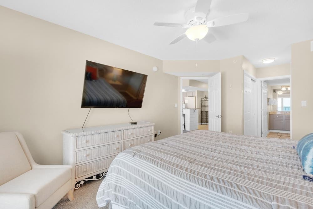 Islander Beach Resort 6012