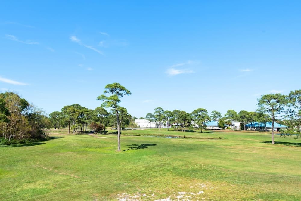 Seascape Golf Villa - Coconut Cottage