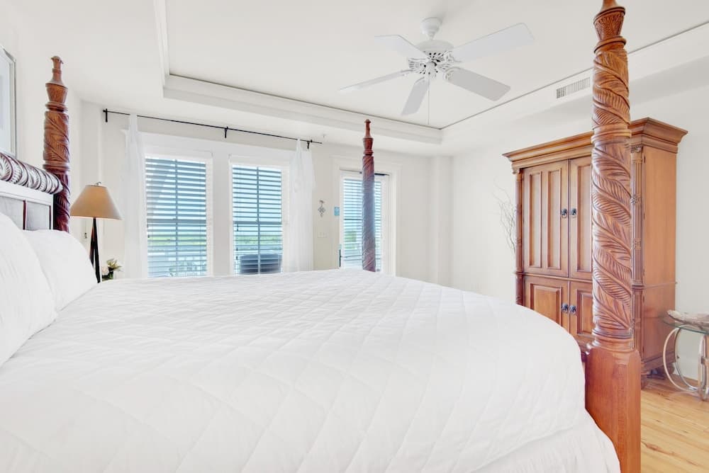 Watercolor Townhouse 9