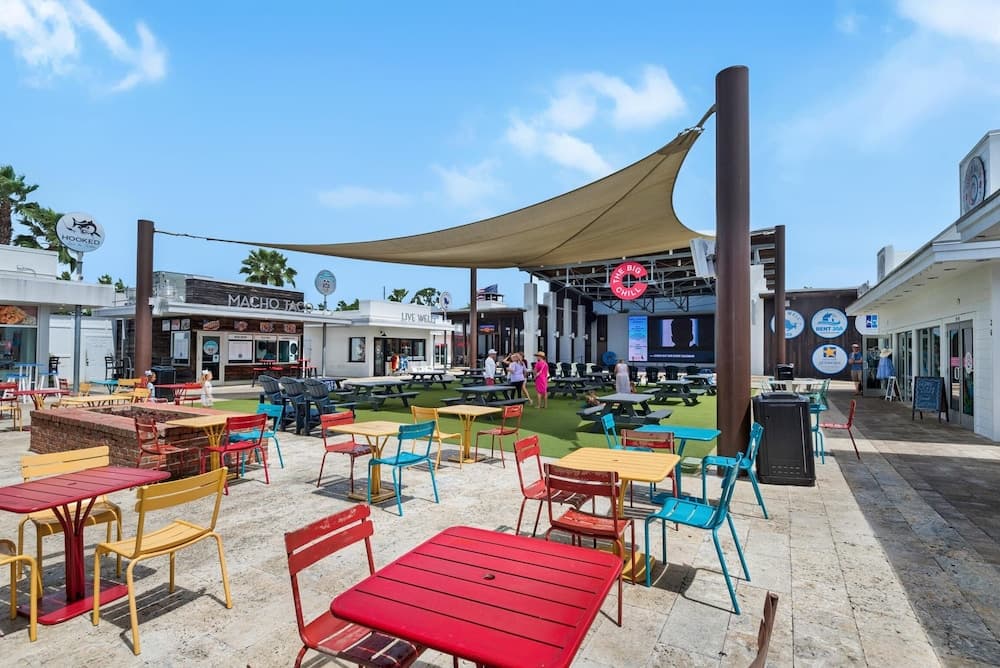 Açık havada yemek servisi