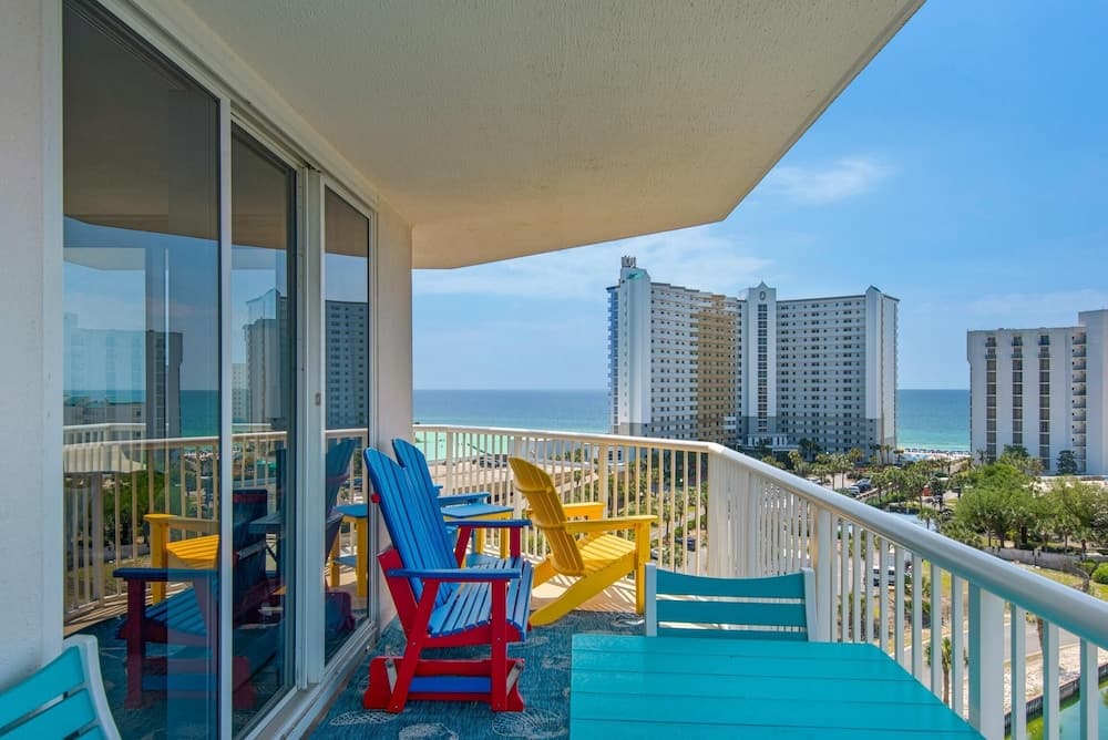 Pelican Beach Terrace 807