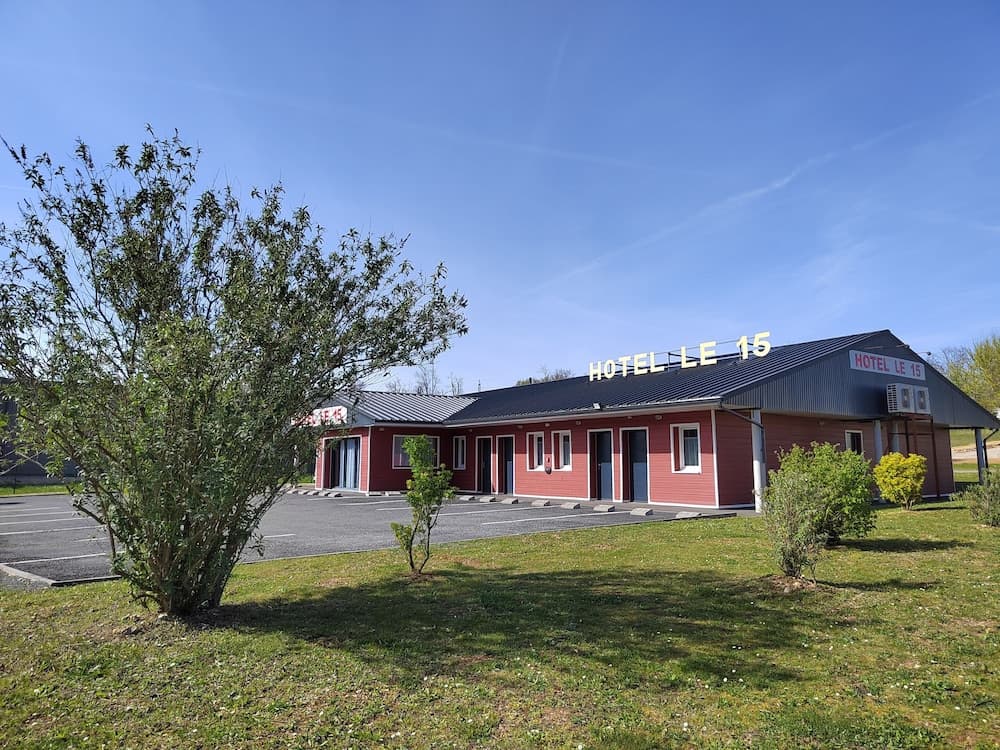 Hôtel le 15
