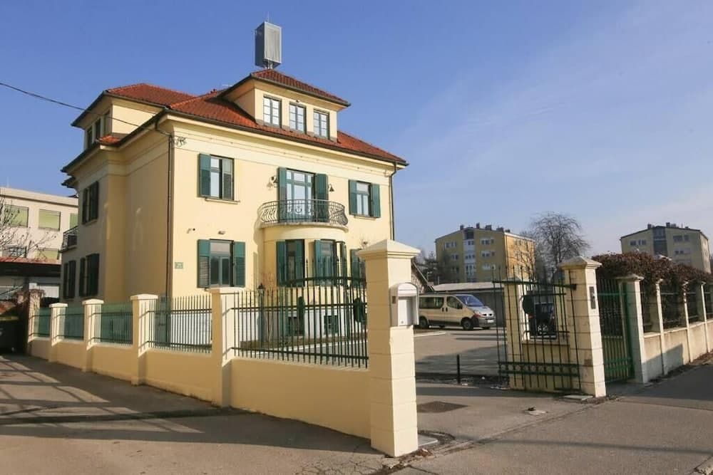 Budget room Hotel Vila Katrca