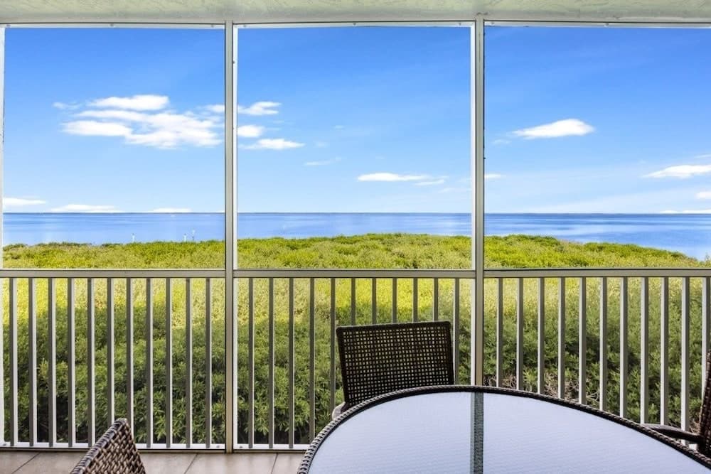 South Seas Bayside Villa 5226 1 Bedroom Condo by RedAwning