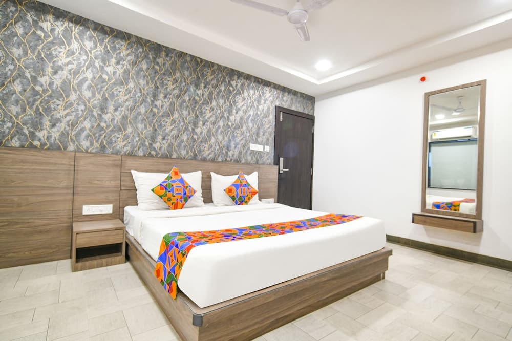 Fabhotel Prime The Euro
