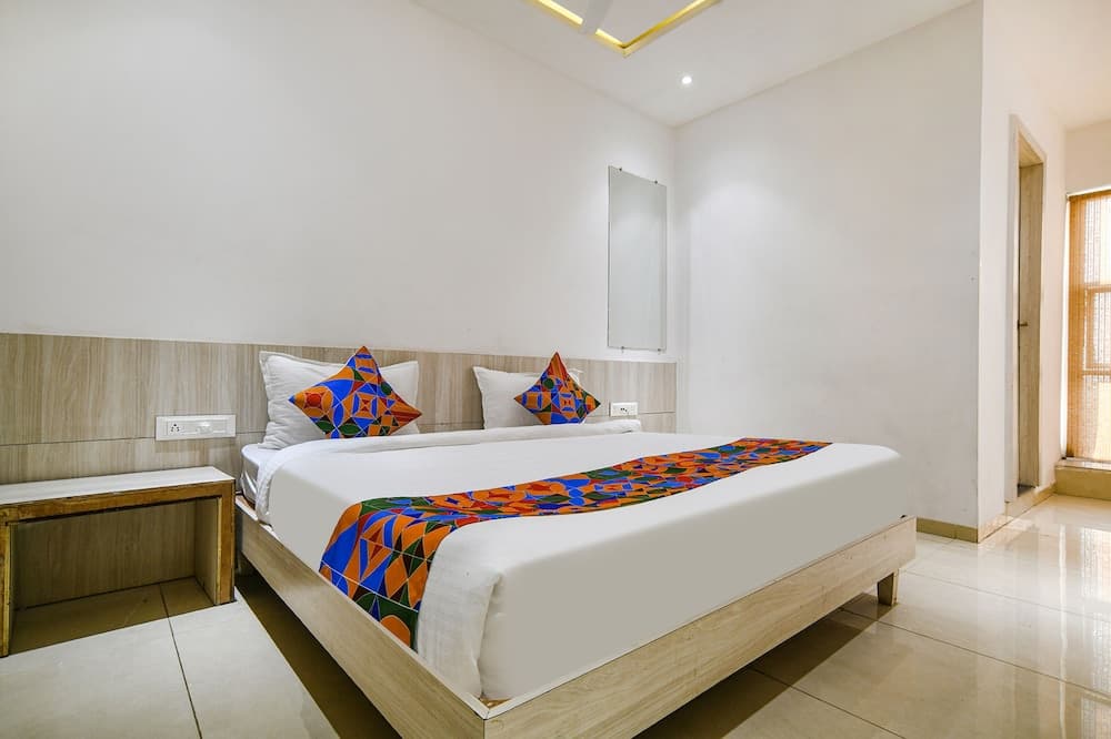 Fabhotel Blue Ocean