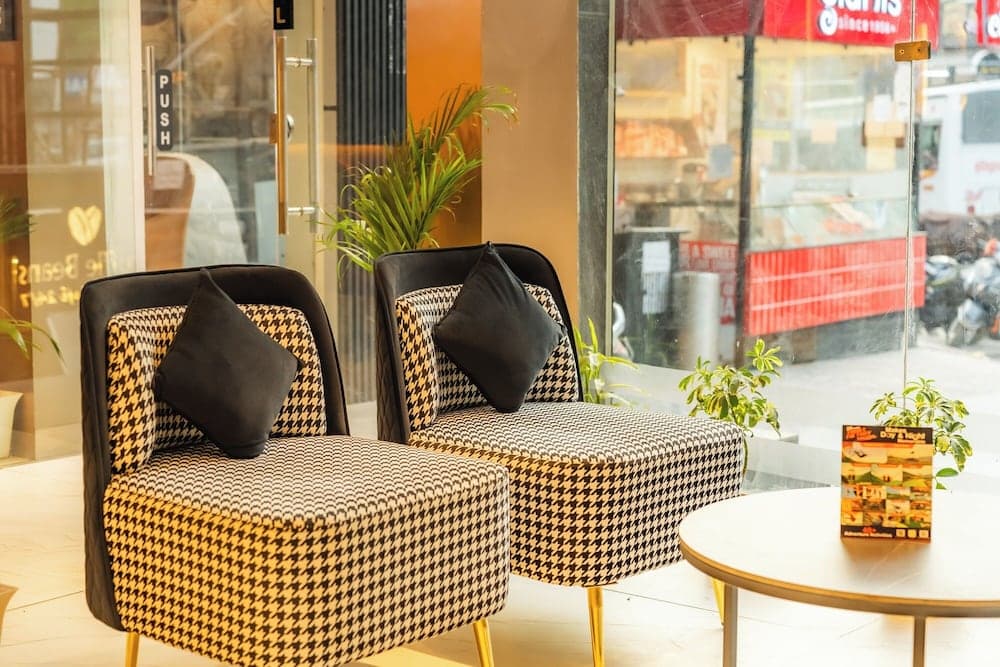 Lobi dinlenme salonu