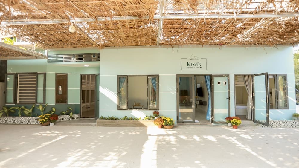 Kiwi's Homestay & Cafe