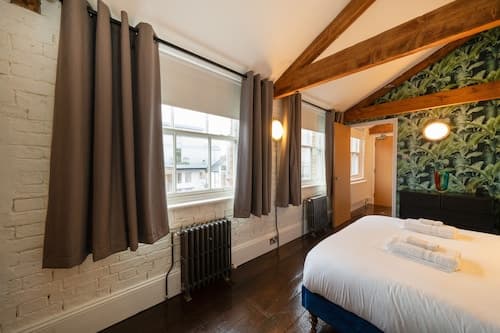 Crashpads Shoreditch Apartments - The Club Row Collection