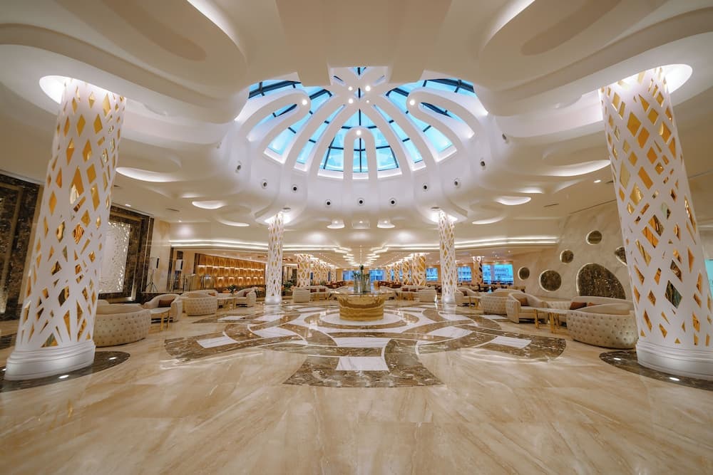 SIRENA BEACH RESORT & SPA