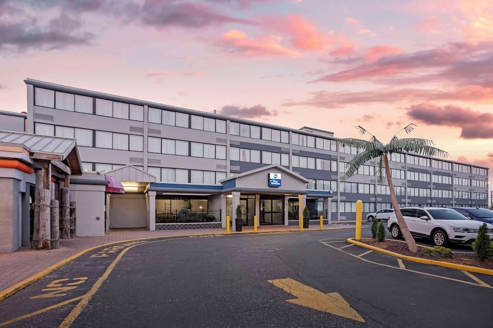 Best Western Rutgers University Hotel