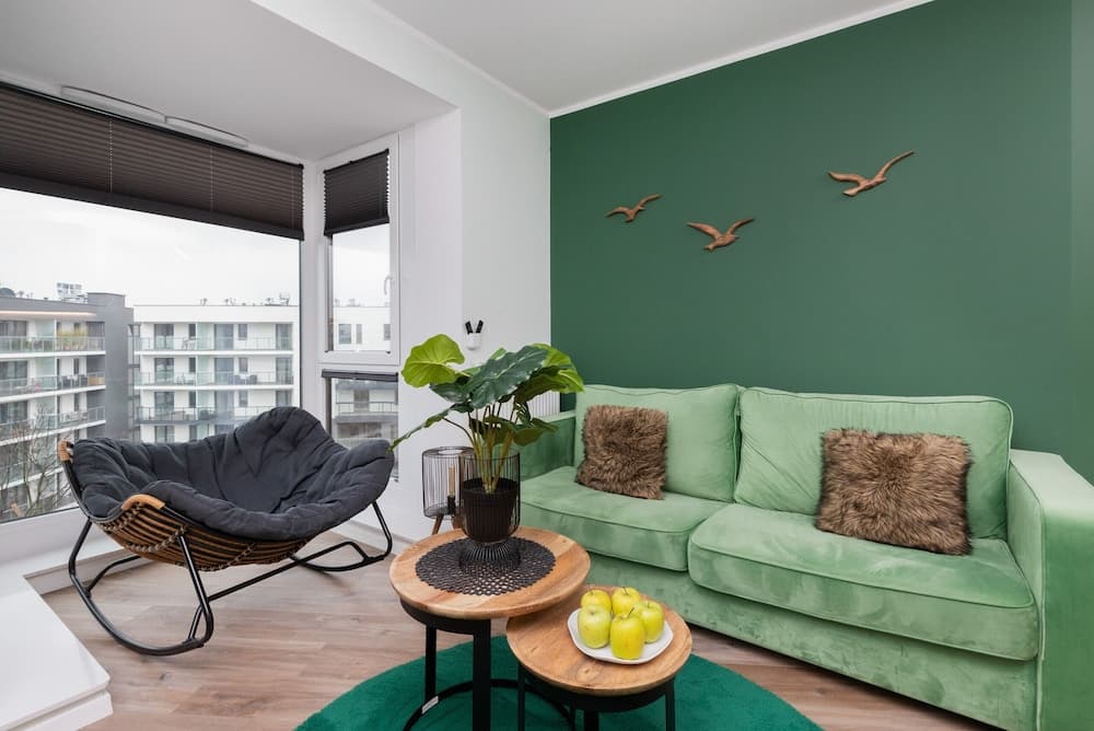 Green Apartment in Gdansk by Renters