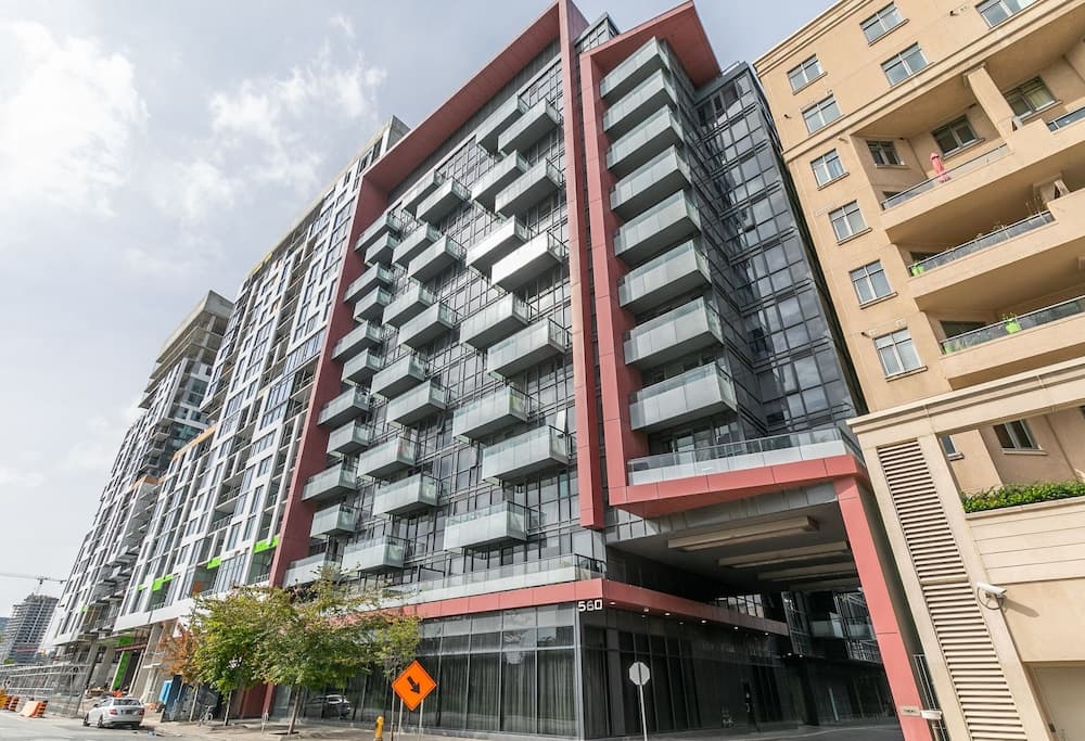 Beautiful Condos In Heart of Downtown