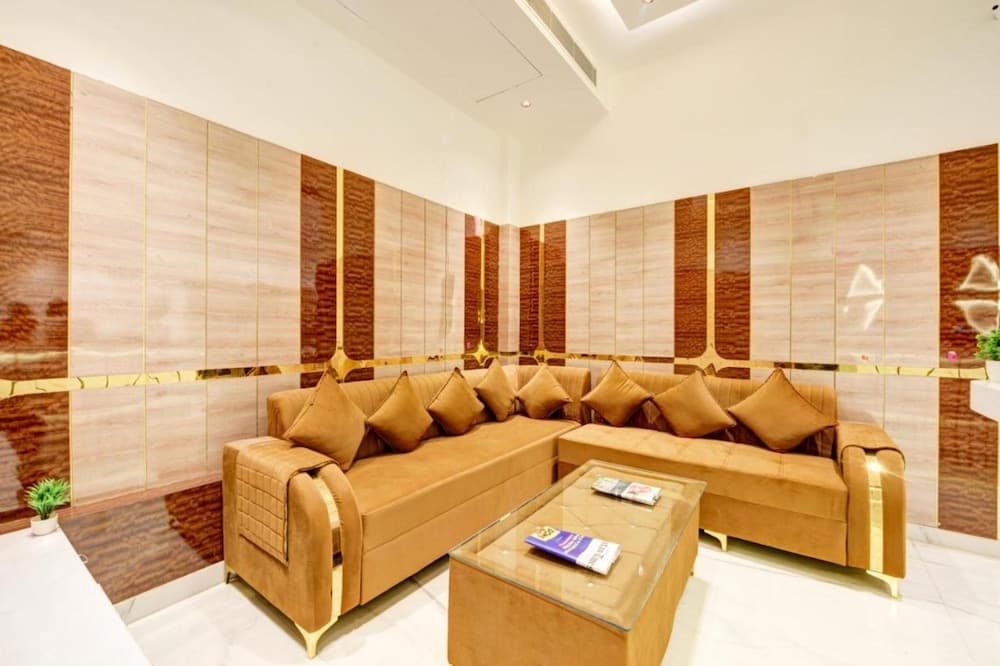 Hotel Guru Preet- New Delhi Railway Station