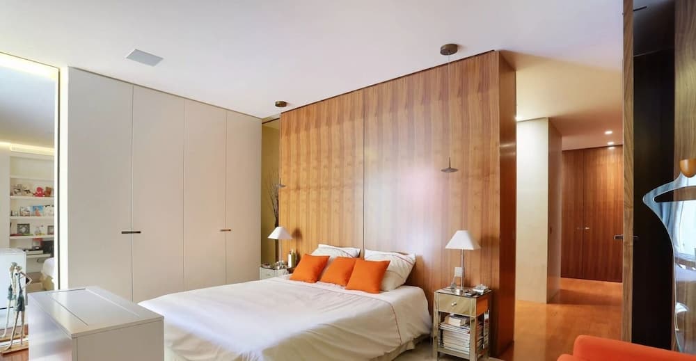 6 Pl. Joffre luxery self check in