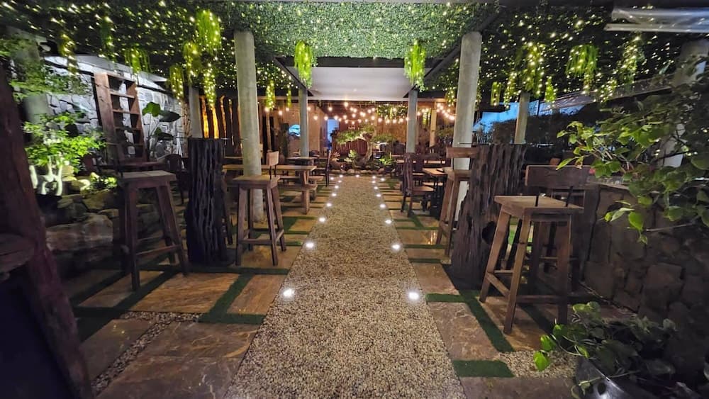Phoenix Hotel An Bang Beach
