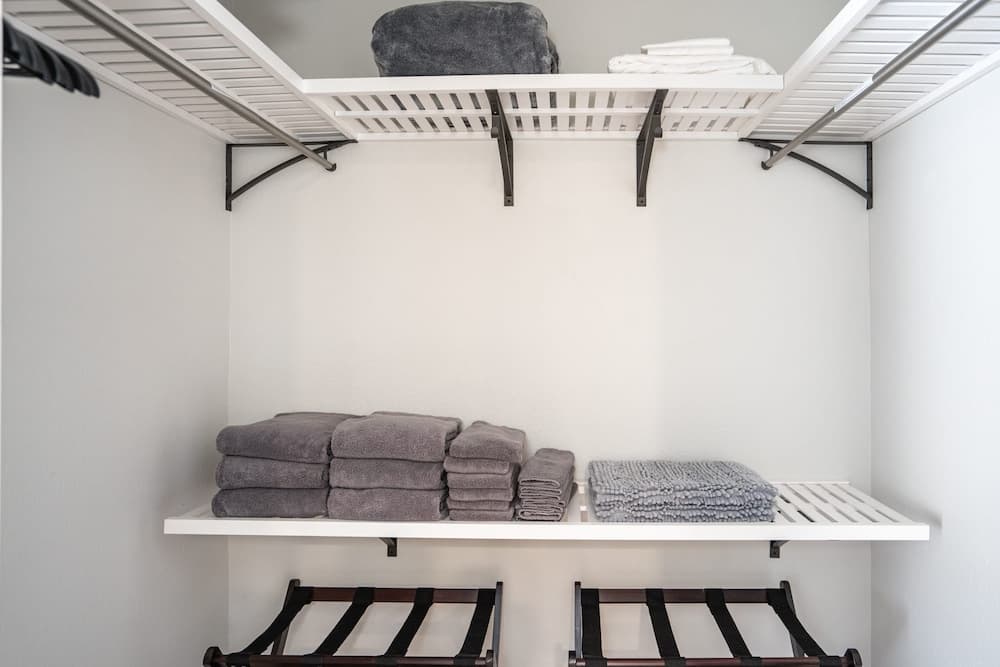 Upscale Luxurious Ocean Resort Vistas