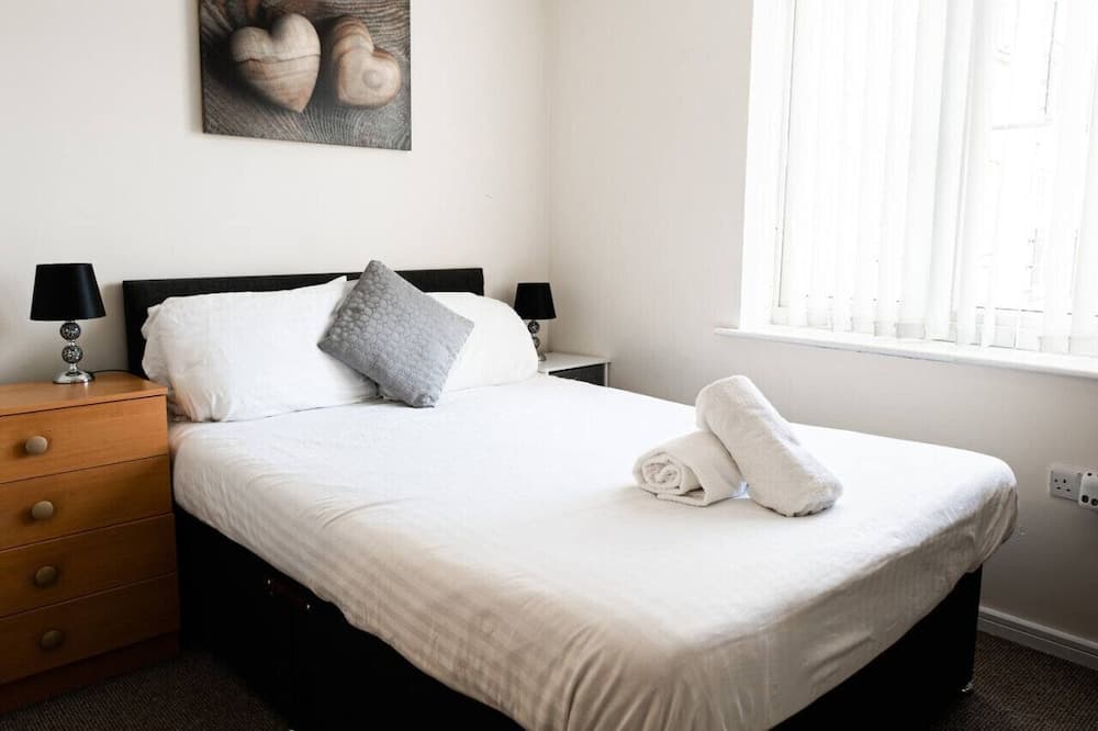 2 Bedroom Apartment Warrington
